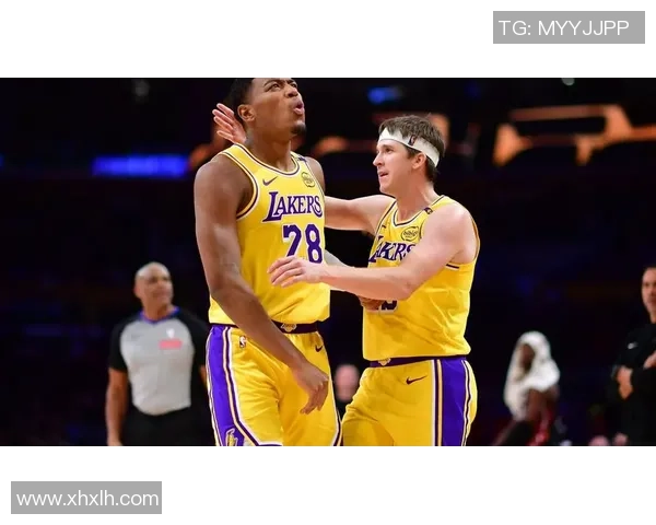 2018年11月11日湖人对阵开拓者精彩直播回顾与赛后分析